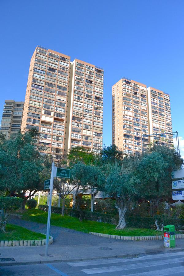 Edificio Gemelos 2 เบนิดอร์ม ภายนอก รูปภาพ